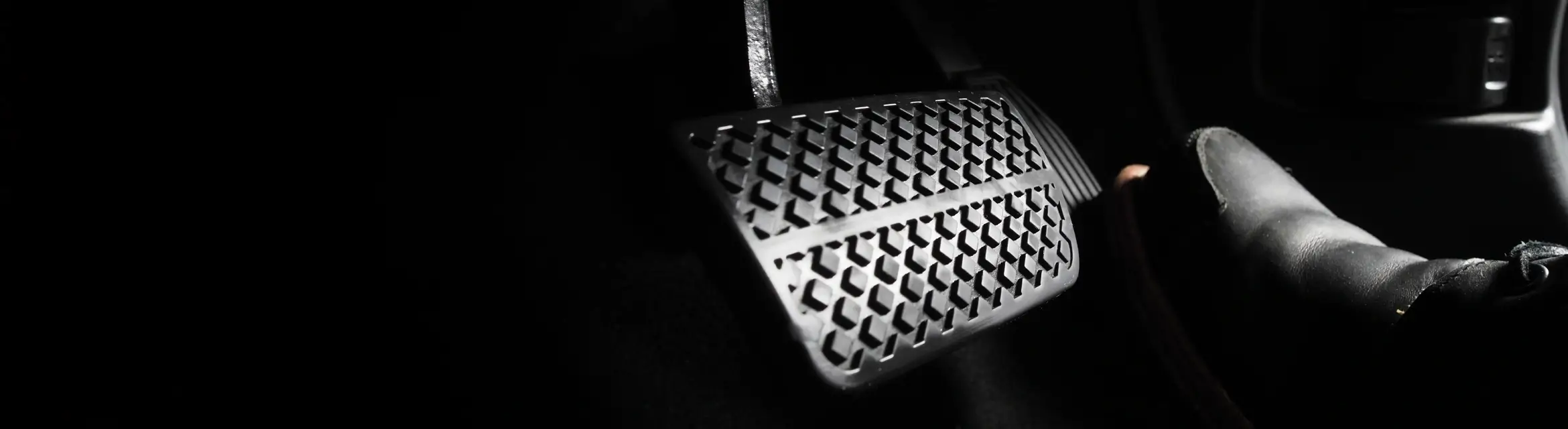 Fren Neden Sertleşir? Fren Servosu Arızası ve Çözüm Yolları